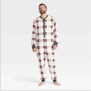 NWT Men’s Size Medium Onesie Pajamas